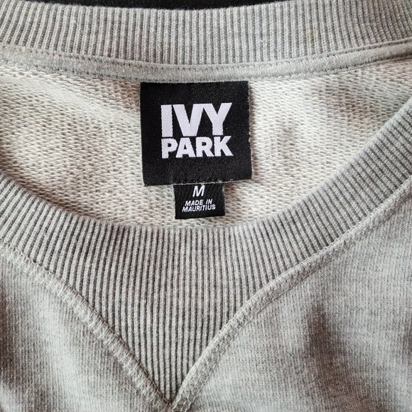 IVY PARK Logo Grey Crewneck Sweater - Picture 4 of 4